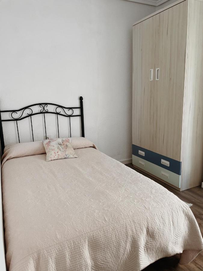 Slow Room Valencia Luaran gambar